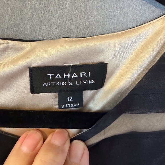 Tahari Black and Tan Striped Midi Dress.  NWT - Picture 3 of 7
